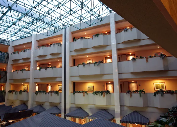 Abastos Plaza 4* México DF