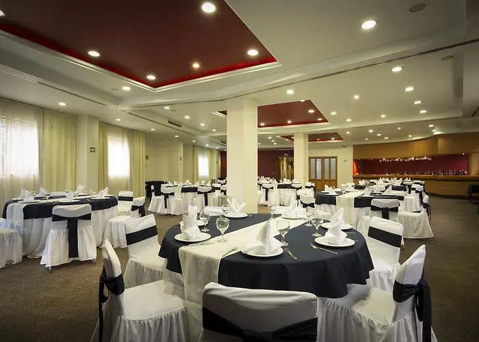 Abastos Plaza Hotel 4*
