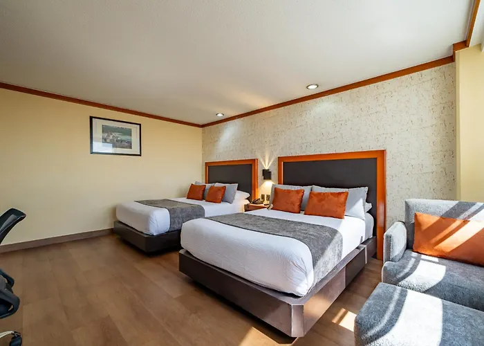 Hotel Abastos Plaza