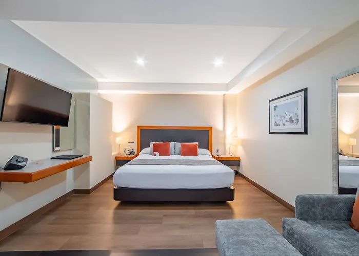 Hotel Abastos Plaza