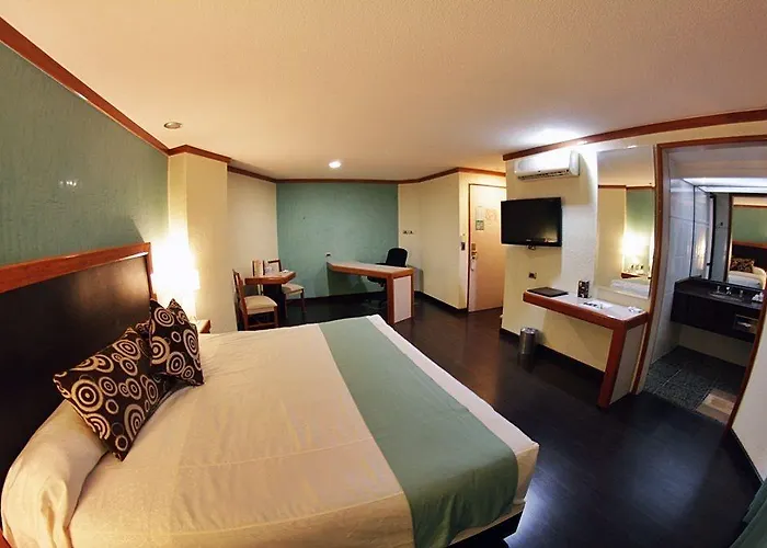 Abastos Plaza 4*